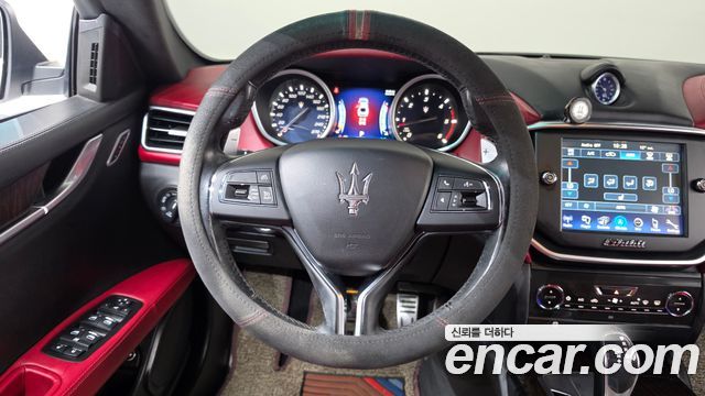 Maserati Ghibli 2016 — photo 13