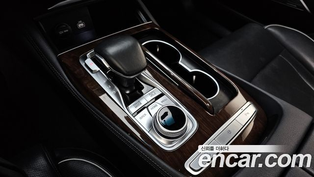 Kia K9 2019 — photo 12
