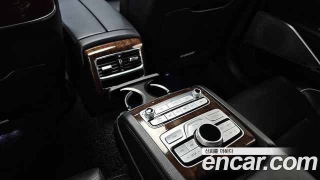 Kia K9 2019 — photo 23