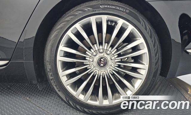 Kia K9 2019 — photo 7