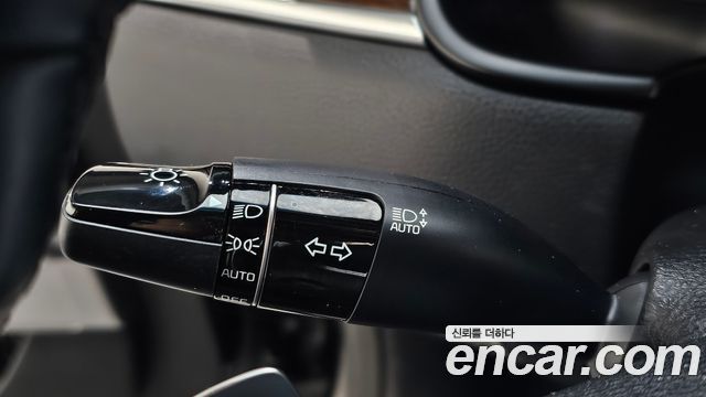 Kia K9 2019 — photo 35