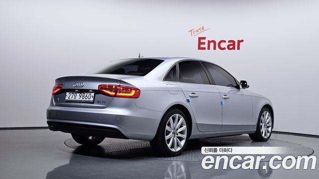 Audi A4 2015 — photo 2