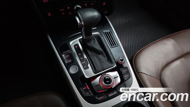 Audi A4 2015 — photo 9