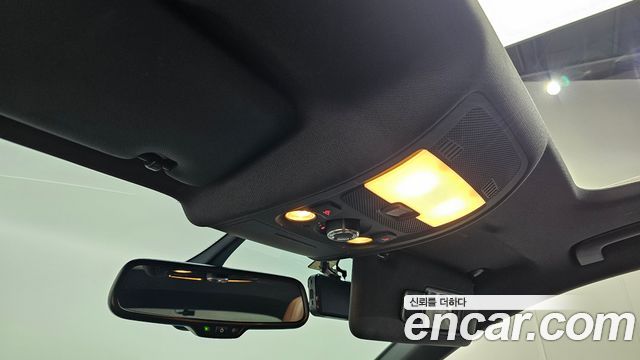 Audi A4 2015 — photo 18