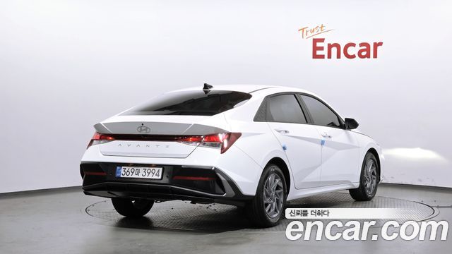 Hyundai AVANTE 2026 — photo 2