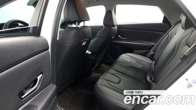 Hyundai AVANTE 2026 — photo 17
