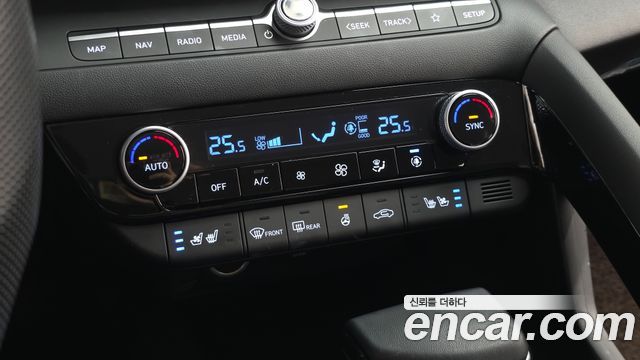 Hyundai AVANTE 2026 — photo 24