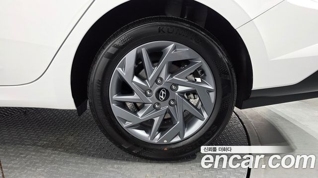 Hyundai AVANTE 2026 — photo 7