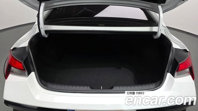 Hyundai AVANTE 2026 — photo 30