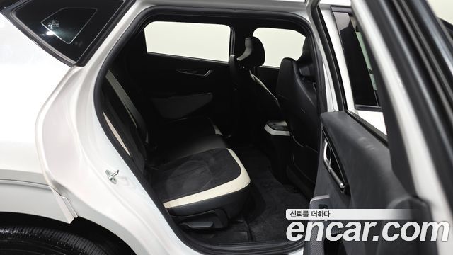 Kia EV6 2022 — photo 18