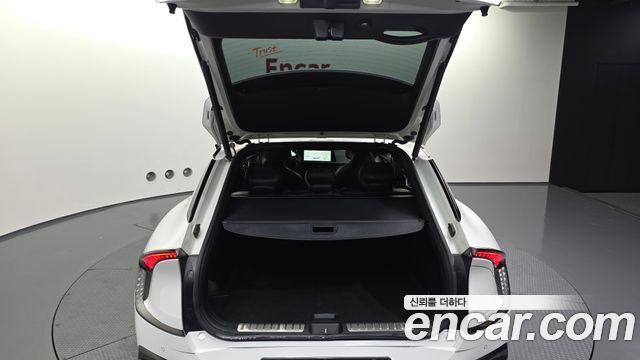 Kia EV6 2022 — photo 26