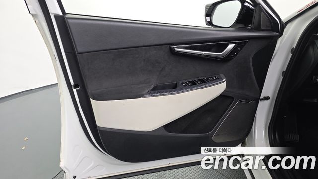 Kia EV6 2022 — photo 14
