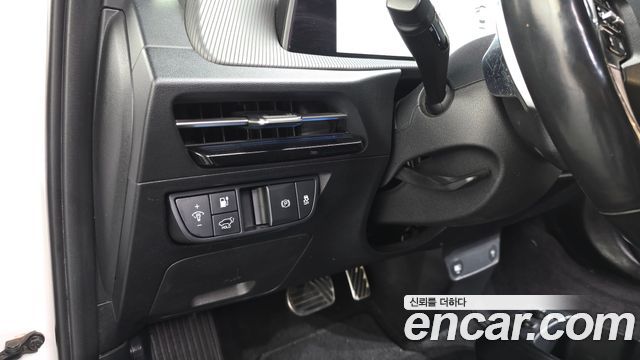 Kia EV6 2022 — photo 27