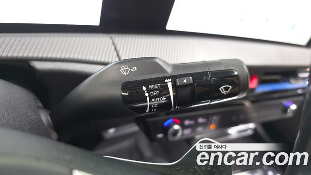 Kia EV6 2022 — photo 28