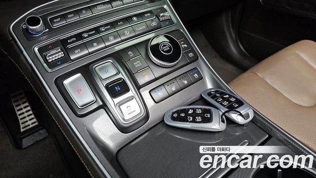 Hyundai Santafe 2021 — photo 12
