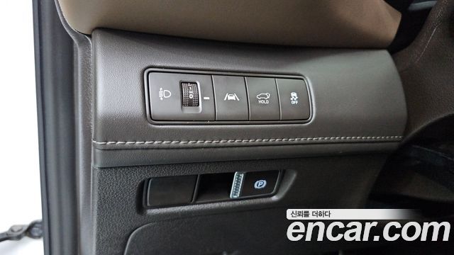 Hyundai Santafe 2021 — photo 25