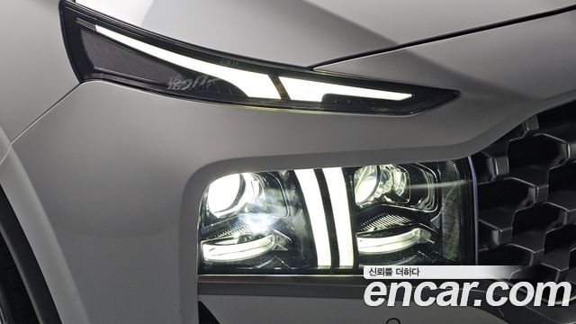 Hyundai Santafe 2021 — photo 8