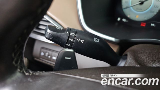 Hyundai Santafe 2021 — photo 28