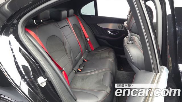 Mercedes-Benz C-Class 2020 — photo 11