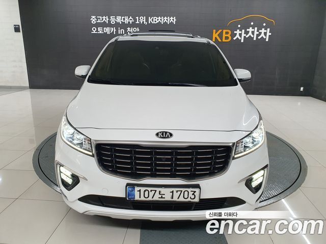 Kia Canival 2019 — photo 3