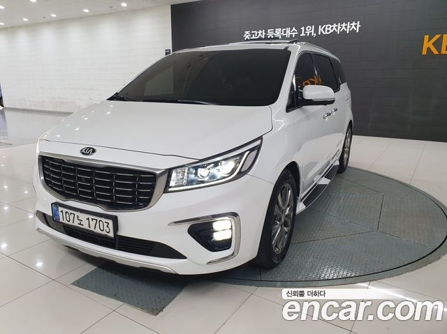 Kia Canival 2019 — photo 20