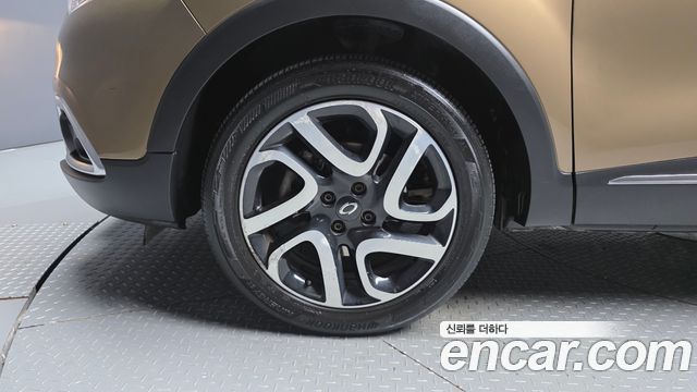 Renault Korea QM3 2016 — photo 5