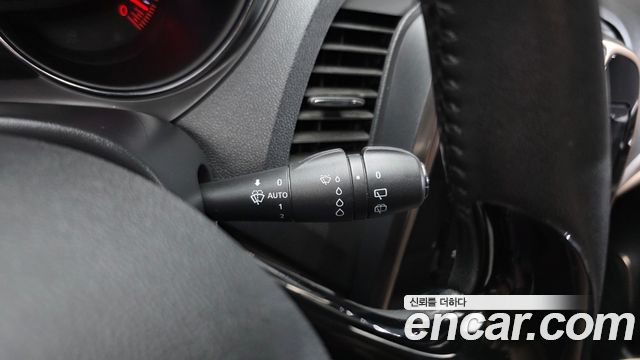 Renault Korea QM3 2016 — photo 23
