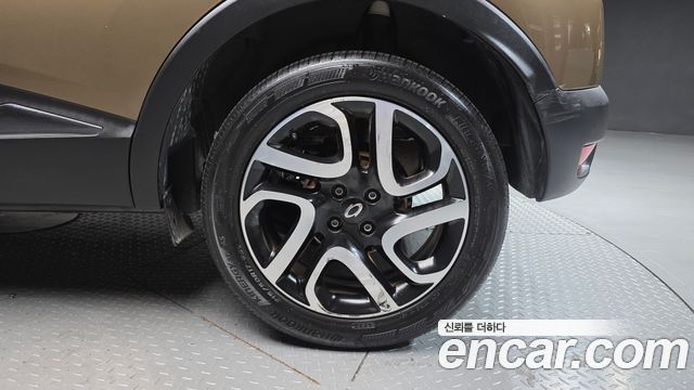 Renault Korea QM3 2016 — photo 7