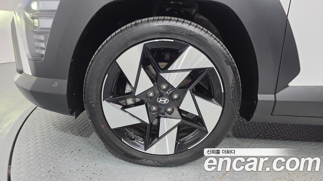 Hyundai Kona 2023 — photo 5