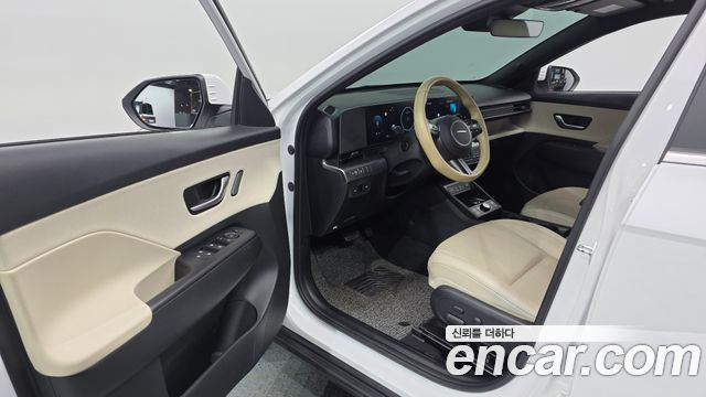 Hyundai Kona 2023 — photo 13