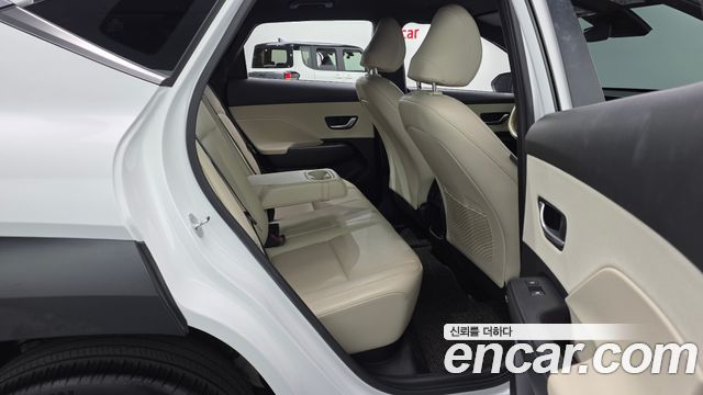 Hyundai Kona 2023 — photo 17