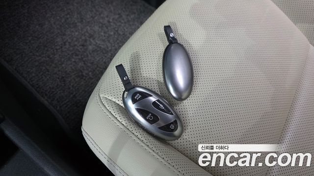 Hyundai Kona 2023 — photo 22
