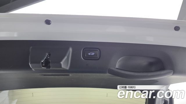 Hyundai Kona 2023 — photo 23
