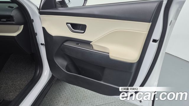 Hyundai Kona 2023 — photo 14