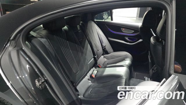 Mercedes-Benz CLS-Class 2023 — photo 17