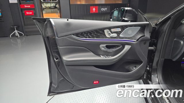 Mercedes-Benz CLS-Class 2023 — photo 14