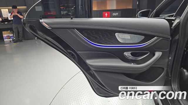 Mercedes-Benz CLS-Class 2023 — photo 15