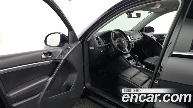Volkswagen Tiguan 2014 — photo 10