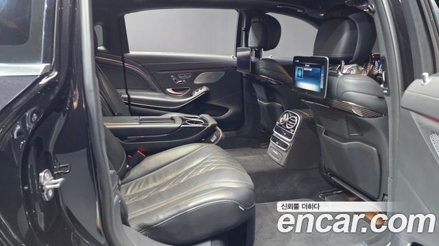 Mercedes-Benz S-Class 2019 — photo 12