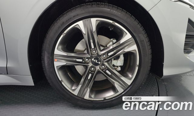 Kia K5 2023 — photo 7