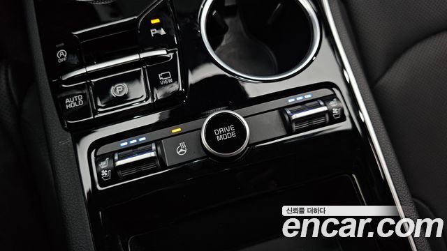 Kia K5 2023 — photo 29