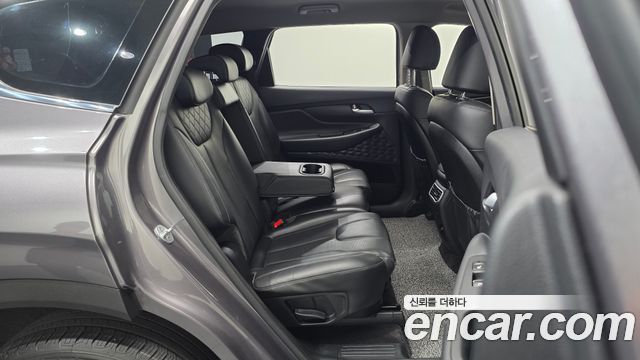 Hyundai Santafe 2021 — photo 18