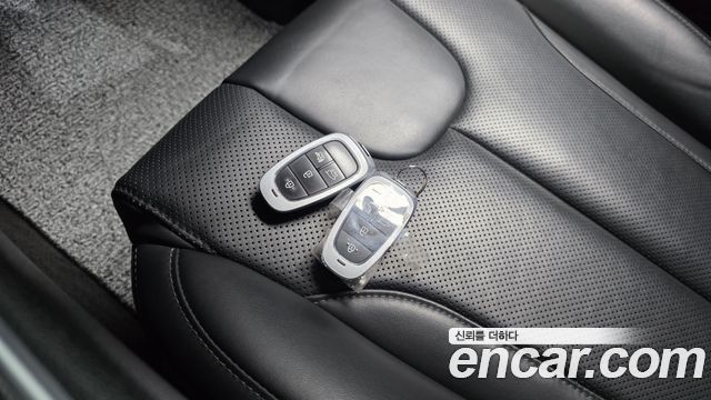 Hyundai Santafe 2021 — photo 22