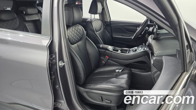 Hyundai Santafe 2021 — photo 16