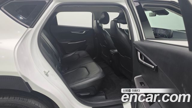 Kia EV6 2023 — photo 17