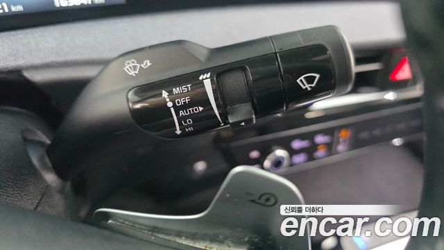 Kia EV6 2023 — photo 26