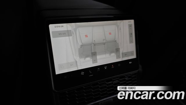 Tesla Model Y 2025 — photo 29