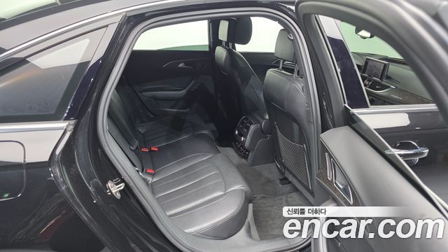 Audi A6 2018 — photo 12