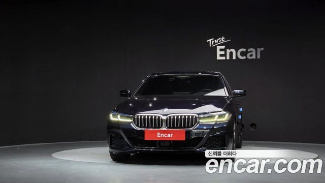 BMW 5-Series 2023 — photo 3