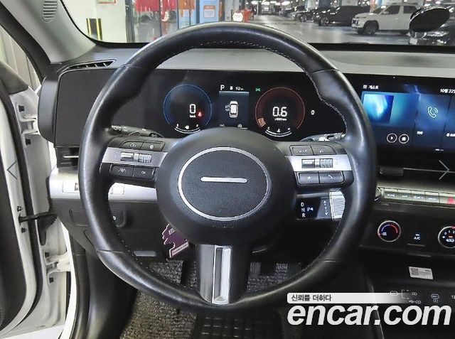 Hyundai Kona 2023 — photo 8